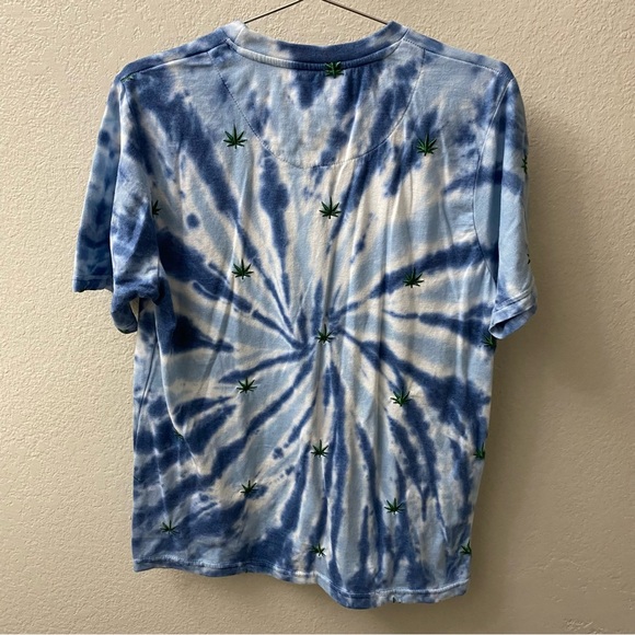 Men’s Eighty Eight Blue Tie Dye 420 Pot Leaf Embroidered Tee - Picture 2 of 7